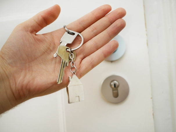 https://ChristineR.StopFeedingYourLandlord.com